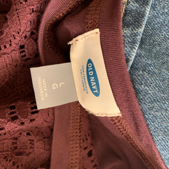 Old Navy Tee - Picture 4 of 4